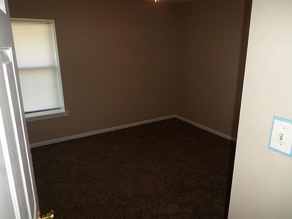 3rd image of 3394 Cricket Glen Cv