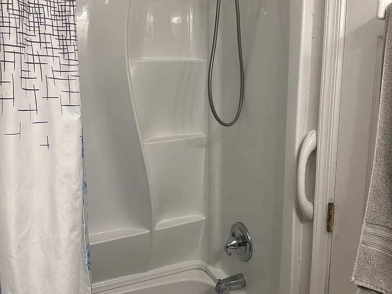111 Skyview Cir #1 — Photo 10