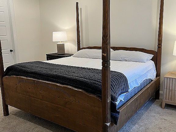 3rd image of 522 Shreve Oak Cir