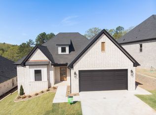 141 Ridgeview Trl, Maumelle, AR 72113