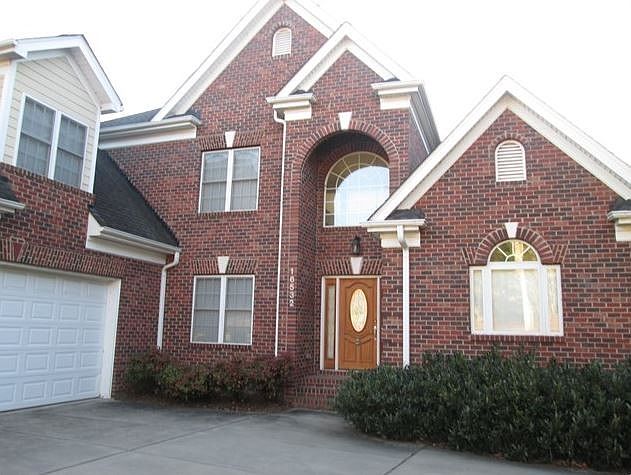 2nd image of 16532 Riverpointe Dr