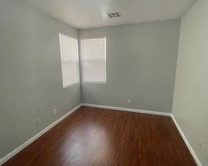 7349 Dolphine Crest Ave — Photo 36
