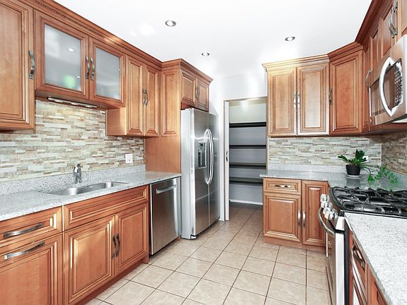 4th image of 275 Wilmette Ct Unit B1