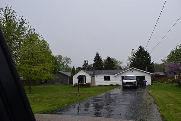 1st image of 10345 W Talmadge Ave