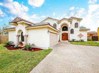 334 Lake Carnegie Ct, Laredo, TX 78041