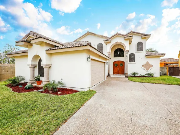 334 Lake Carnegie Ct, Laredo, TX 78041