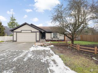 508 N Knapman Ave, Sequim, WA 98382