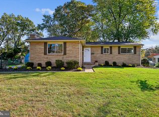 8259 Spring Knoll Dr, Pasadena, MD 21122