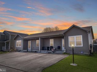 80 Pacific Ave, Milroy, PA