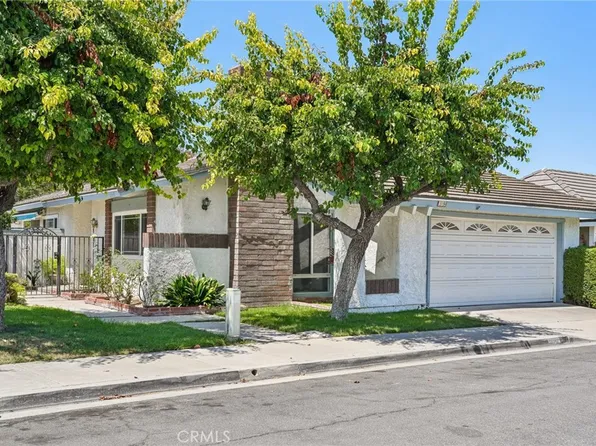 19 Woodrush, Irvine, CA 92604