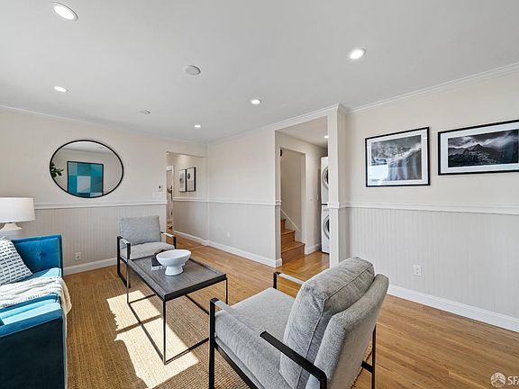 4th image of 1780 Revere Ave