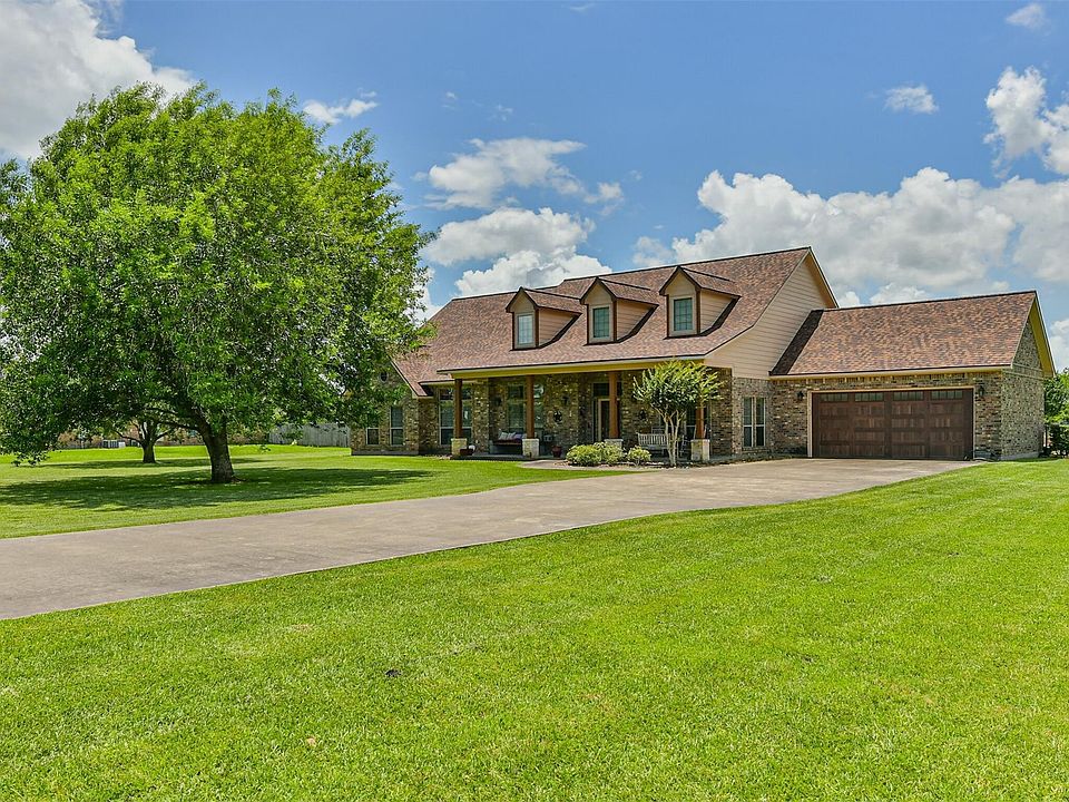 1st image of 15403 Devin Ln