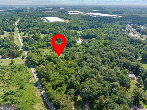 3rd image of 2144 Hog Mountain Rd