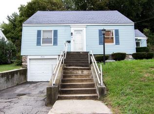 14 Harwich St, Worcester, MA 01607