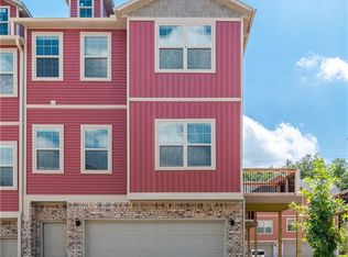 2819 W Auburn Dr, Fayetteville, AR 72704