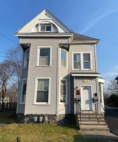 633 W Onondaga St #2 — Photo 6