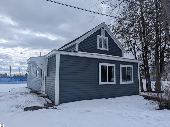 200 E State St, Whittemore, MI 48770