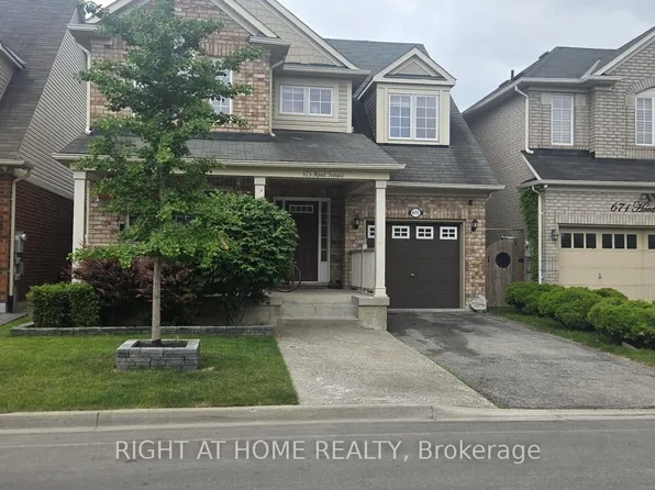 675 Hood Ter, Milton, ON L9T 0G9