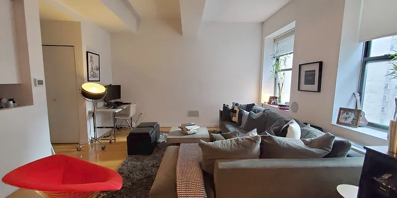 Rented by NY Living Solutions | media 29