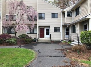 91 Lance Cir UNIT 91, Bridgeport, CT 06606