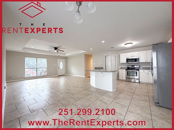 3rd image of 7392 Christine Cir S