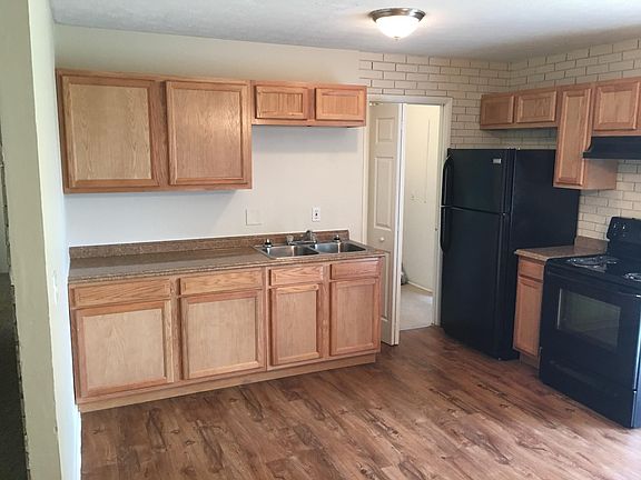 3rd image of 1648 Brightview Dr