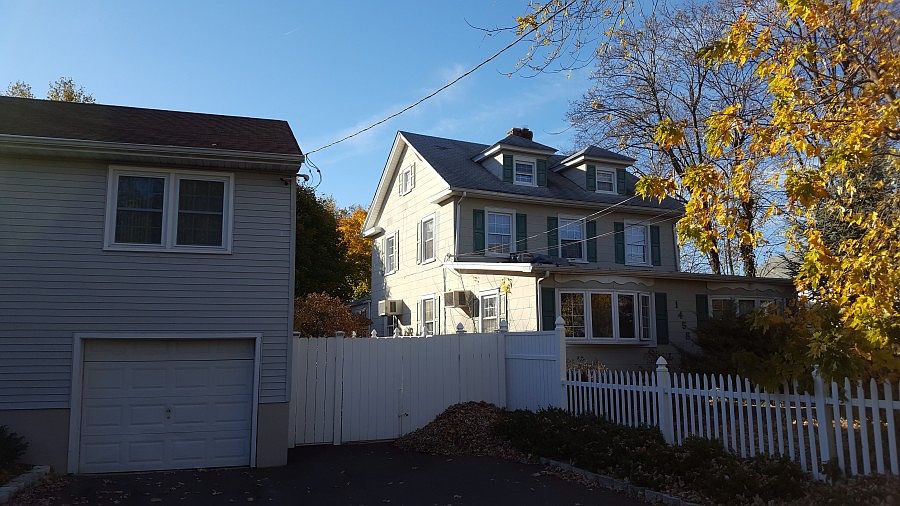 2nd image of 1458 Clinton Ave