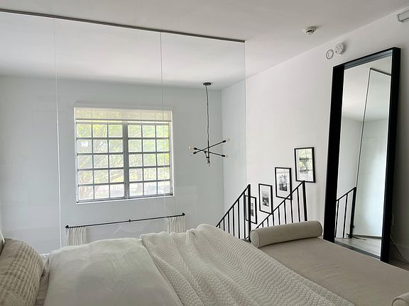 4th image of 8500 SW 109th Ave #206