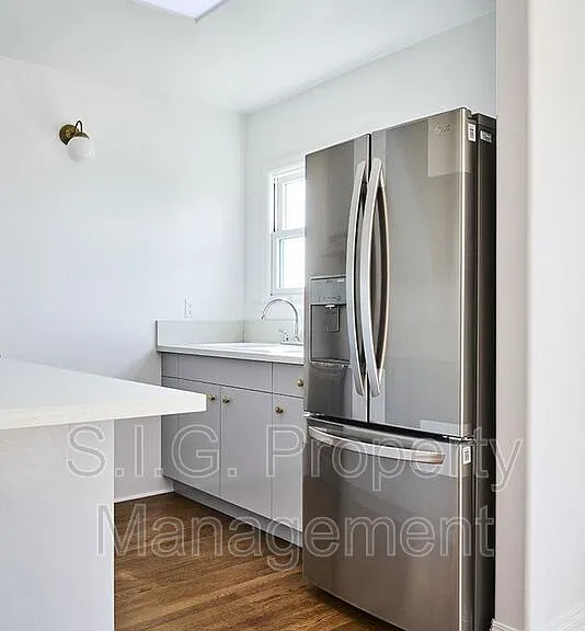 2191 El Sereno Ave #4 — Photo 4