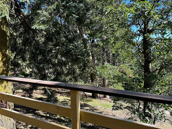 21978 Tower Heights Rd, Crestline, CA 92325