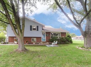 22W241 1st St, Glen Ellyn, IL