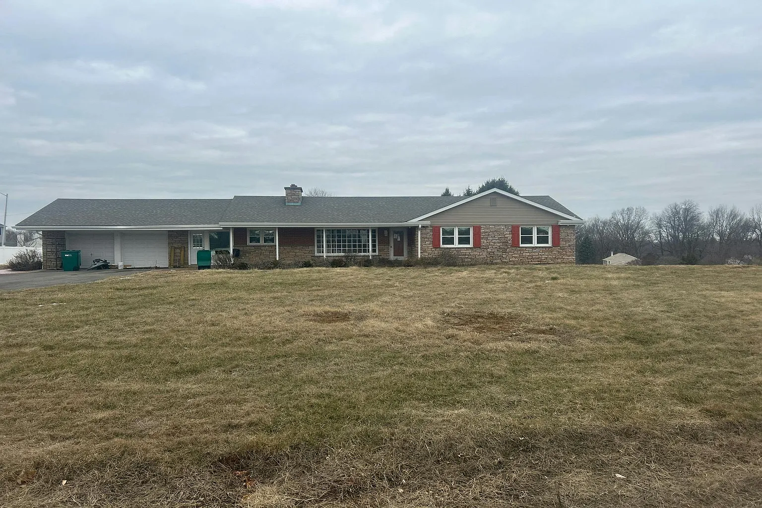 596 Langhorne Yardley Rd photo 1
