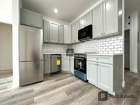 3rd image of 39 Macdonough St #3E