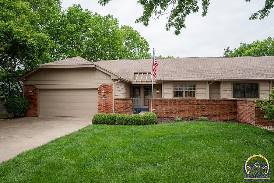 2324 SW Mayfair Pl, Topeka, KS 66611 Zillow