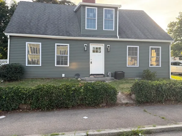 15 Quincy St, Brockton, MA 02302