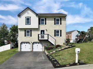 1210 Lucia Dr, Canonsburg, PA 15317
