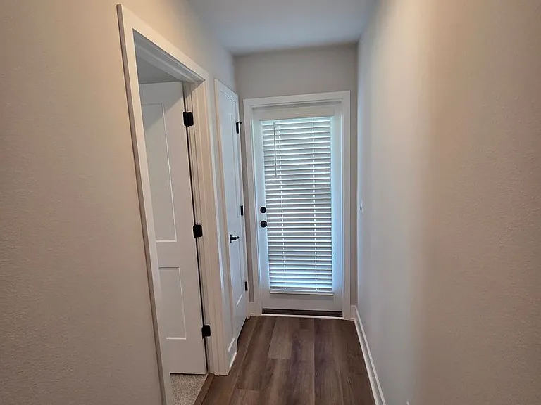 7169 Fox Meadow Dr — Photo 12