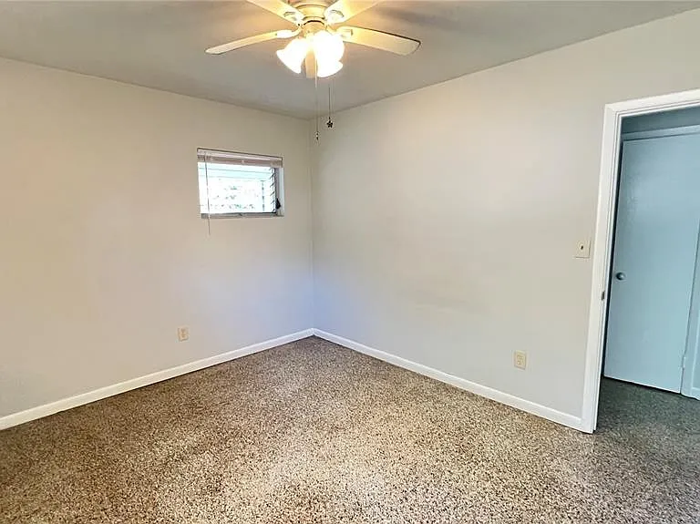 2323 Belmar Dr — Photo 11