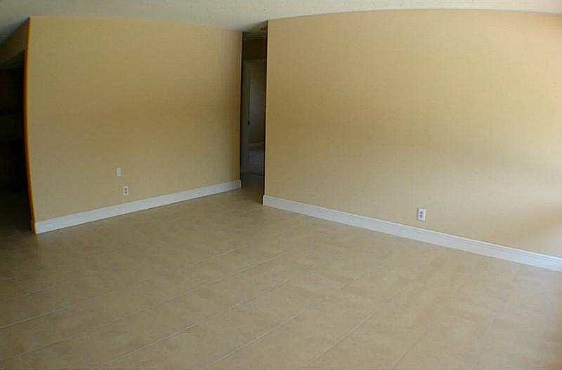 1st image of 4521 NE 13th Ave