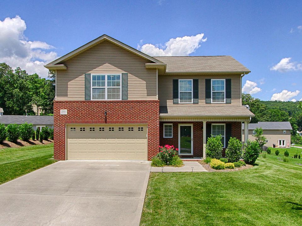 1st image of 2809 Hopscotch Ln