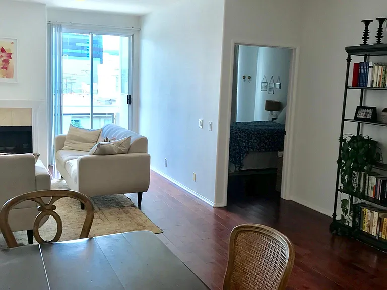 8349 Blackburn Ave #302 — Photo 188
