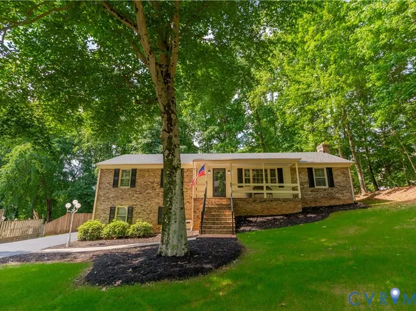 9741 Ashworth Dr, North Chesterfield, VA 23236