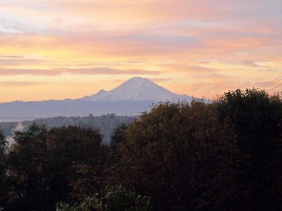 Mount Rainier and beautiful sky at sunrise.