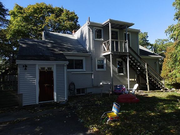 4th image of 24 Clapp Ave