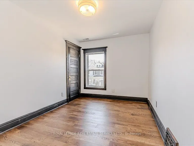 97 Glenmorris St — Photo 21