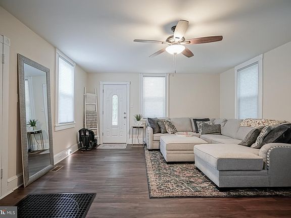 5th image of 32 Pressey St
