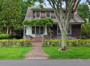 11 Conklin Ter, East Hampton, NY 11937