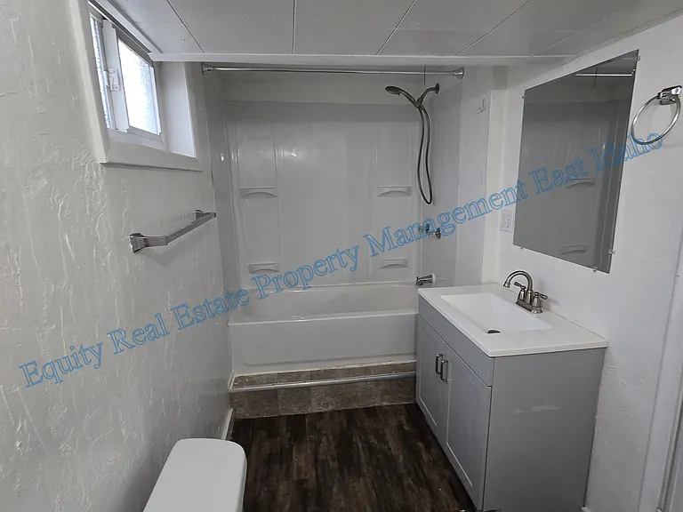 555 N 13th Ave #557 — Photo 13