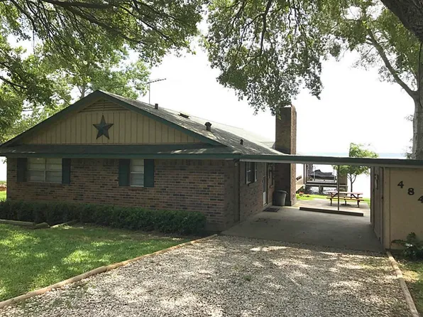 484 Lakeshore S, Onalaska, TX 77360