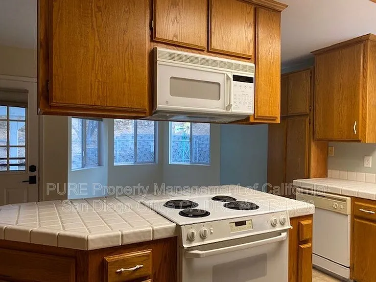 24509 Novato Pl — Photo 9